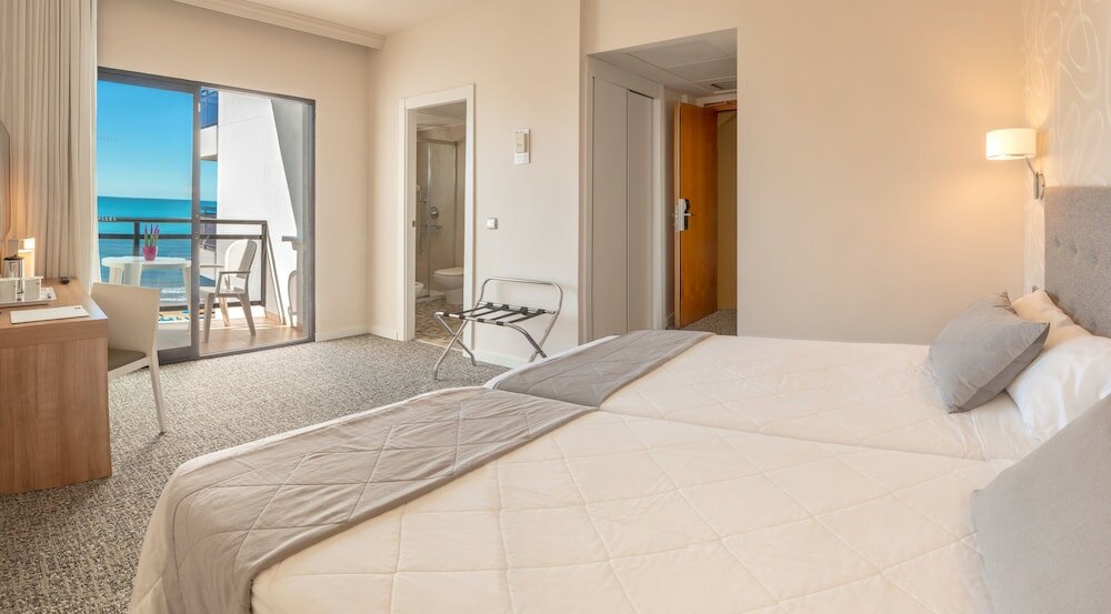 Фото Hotel Rh Corona del Mar