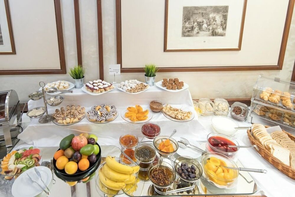 Фото Hotel Downtown