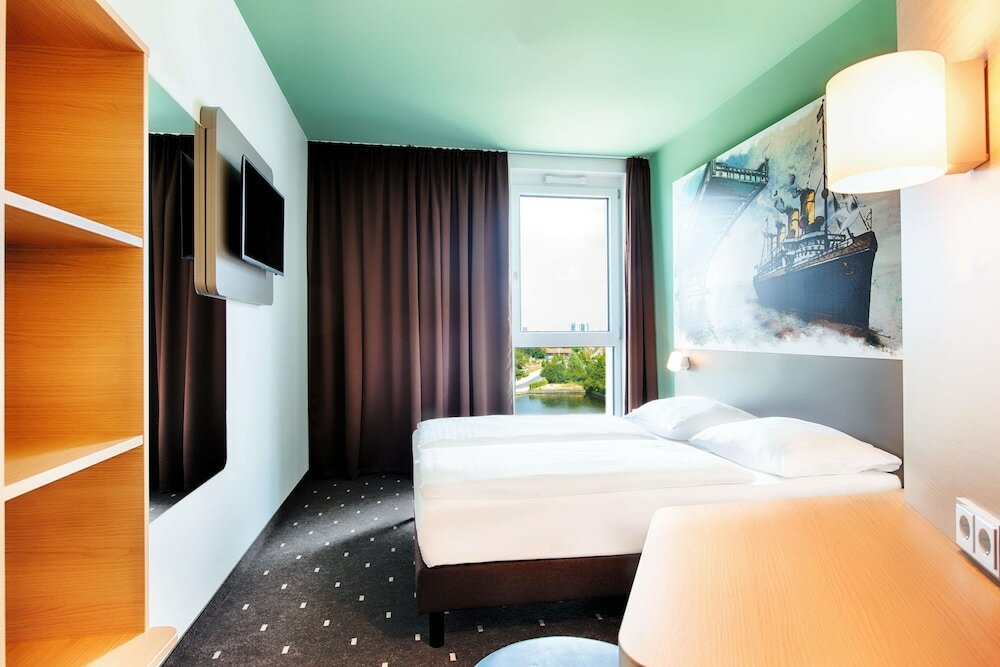 Фото B&b Hotel Wilhelmshaven