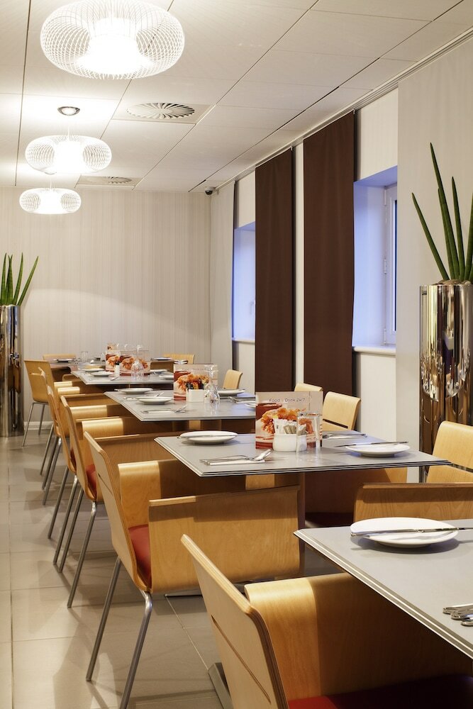 Фото Ibis Aberdeen Centre - Quayside