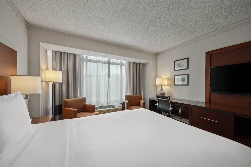 Фото Comfort Inn by the Bay