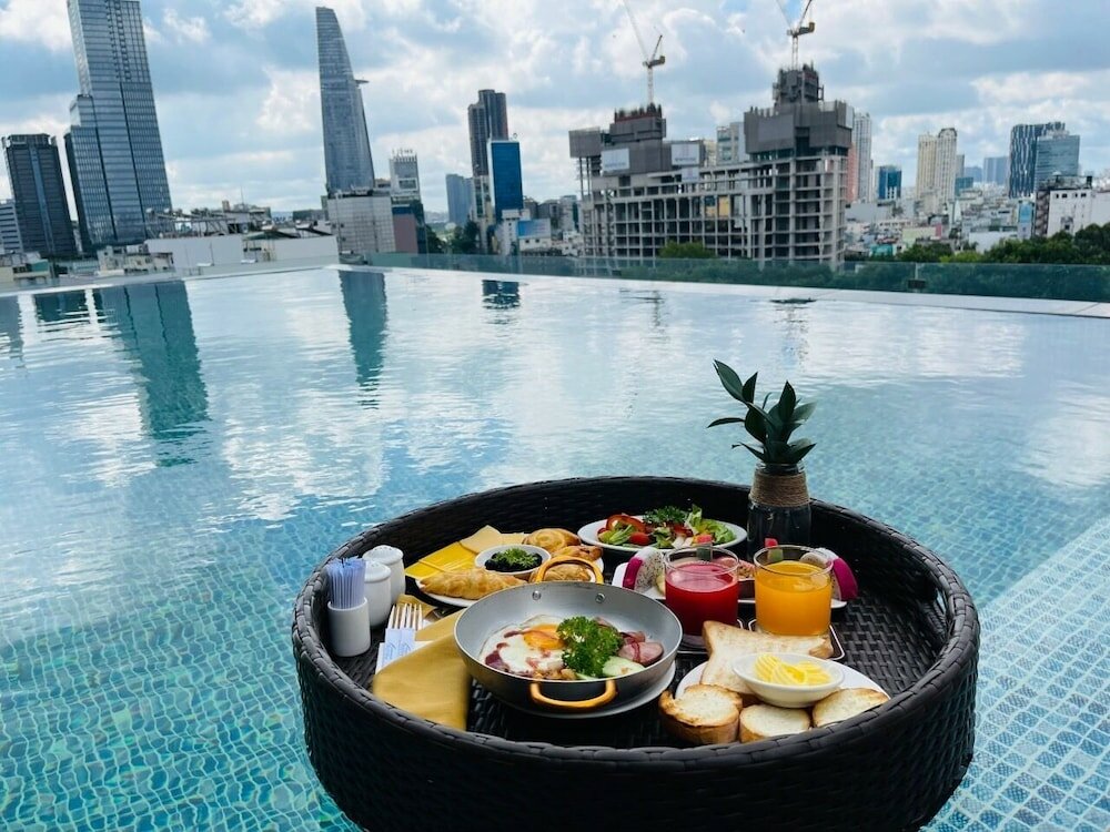 Фото Paradise Saigon Boutique Hotel & SPA