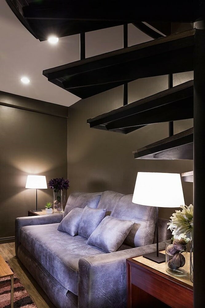 Фото Ratchada Point Hotel