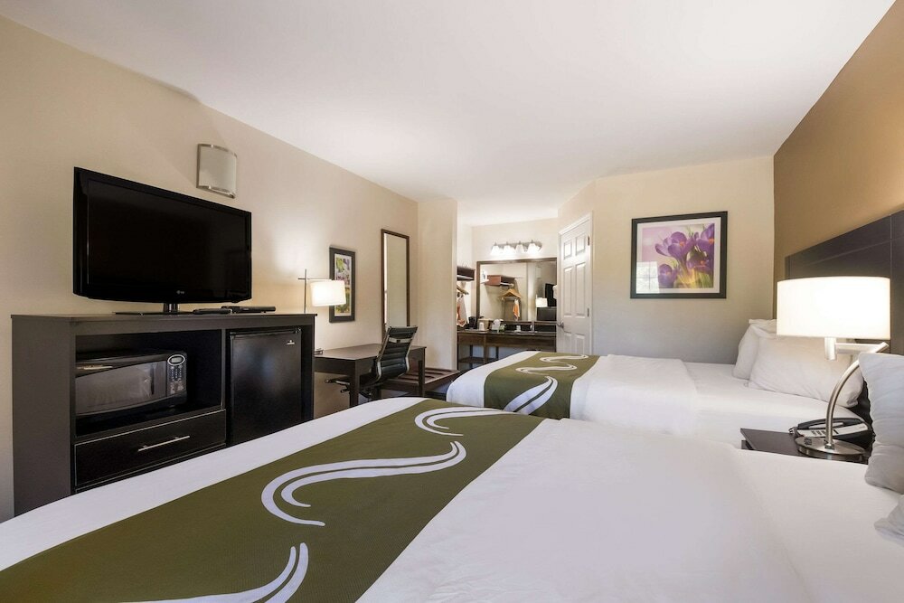 Фото Quality Inn Decherd Winchester