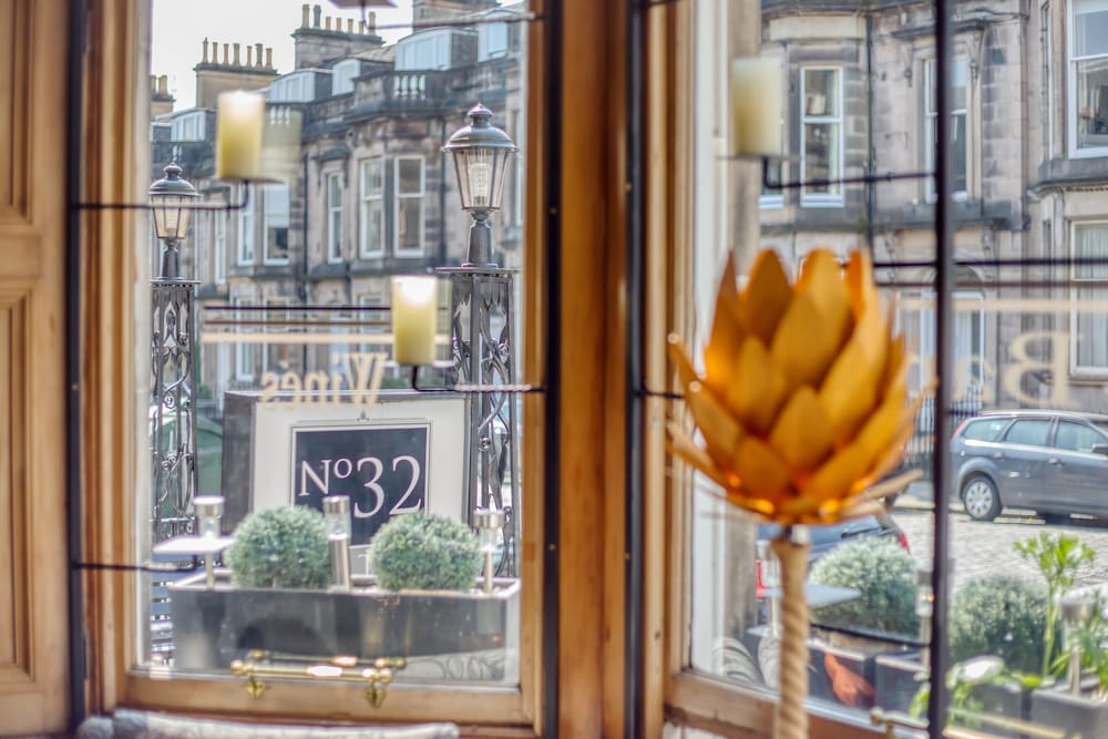 Фото No. 32 Hotel