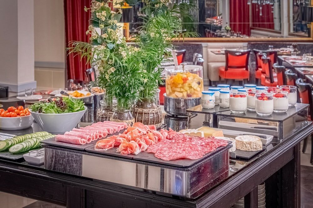 Фото Hotel Trianon Rive Gauche