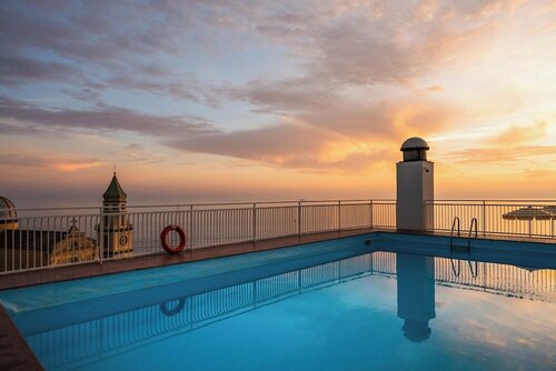 Внешний вид отеля Hotel Tramonto d'Oro в Прайано, фото 1