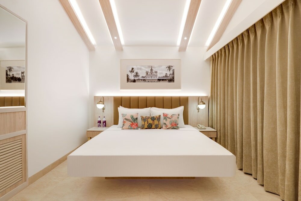 Фото Lemon Tree Amarante Beach Resort, Goa