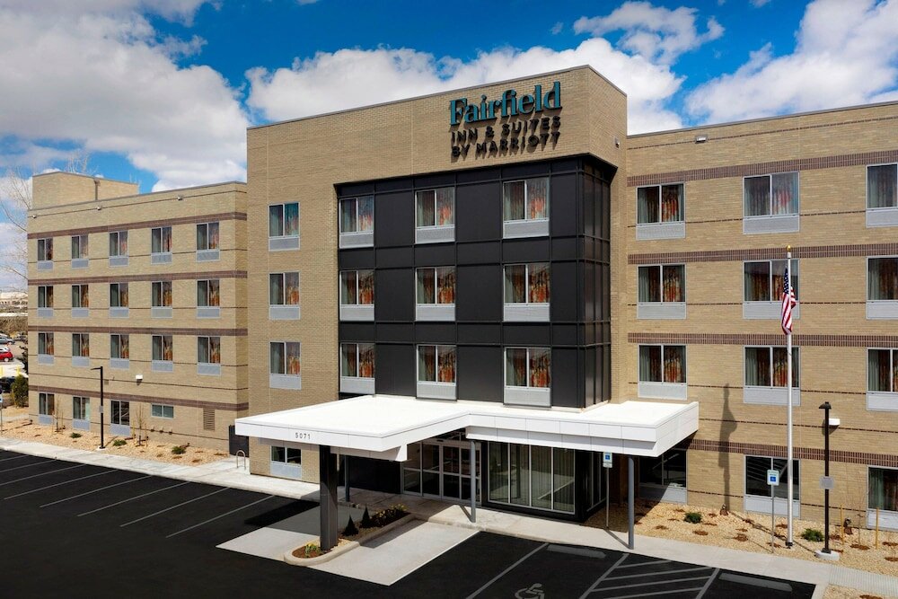 Фото Fairfield Inn & Suites by Marriott Denver Tech Center North