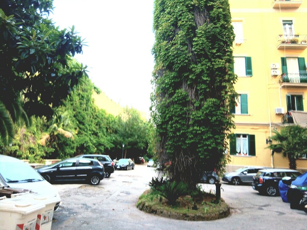 Фото Non ci resta che Napoli