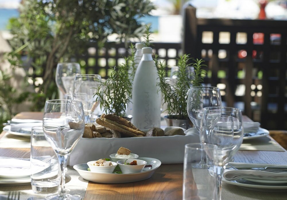 Фото Kyma Suites Beach Hotel