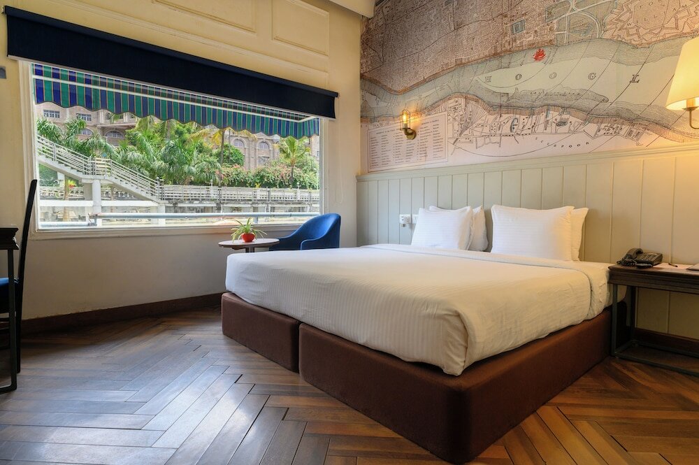 Фото Polo Floatel Kolkata