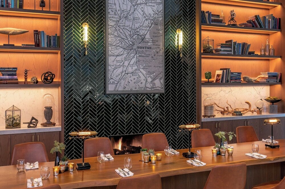 Фото Renaissance Boston Waterfront Hotel