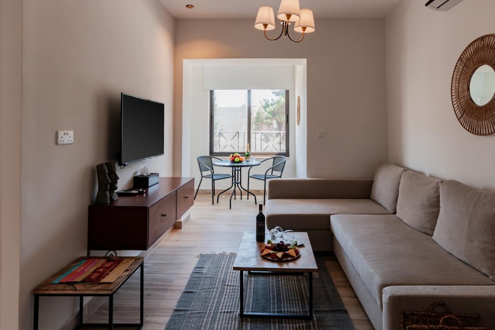 Фото Canary Hotel