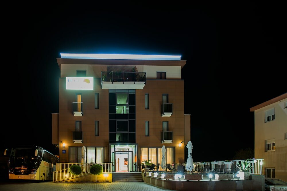 Фото Hotel Luna