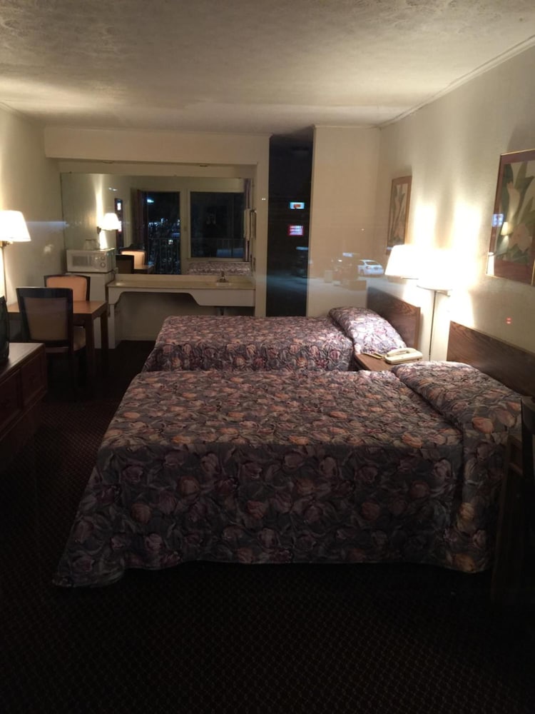 Фото Flagship Inn