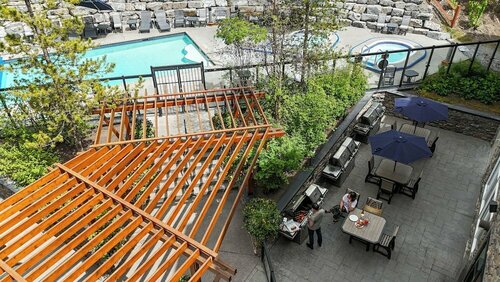 Внешний вид отеля Blackstone Mountain Lodge by Clique в Канморе, фото 5