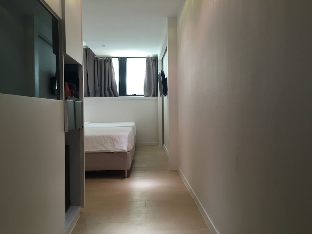 Фото Homy Hotel Central