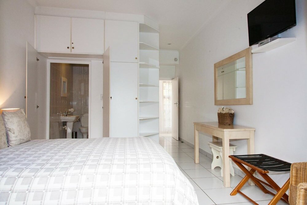 Фото Rivendell Bed and Breakfast