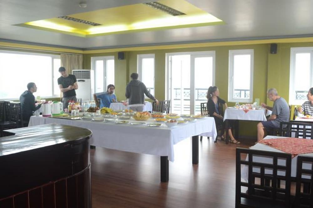 Фото Thai Binh Hotel 2