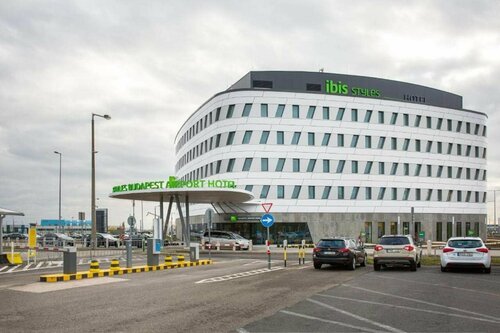 Внешний вид отеля Ibis Styles Budapest Airport в Будапеште, фото 3