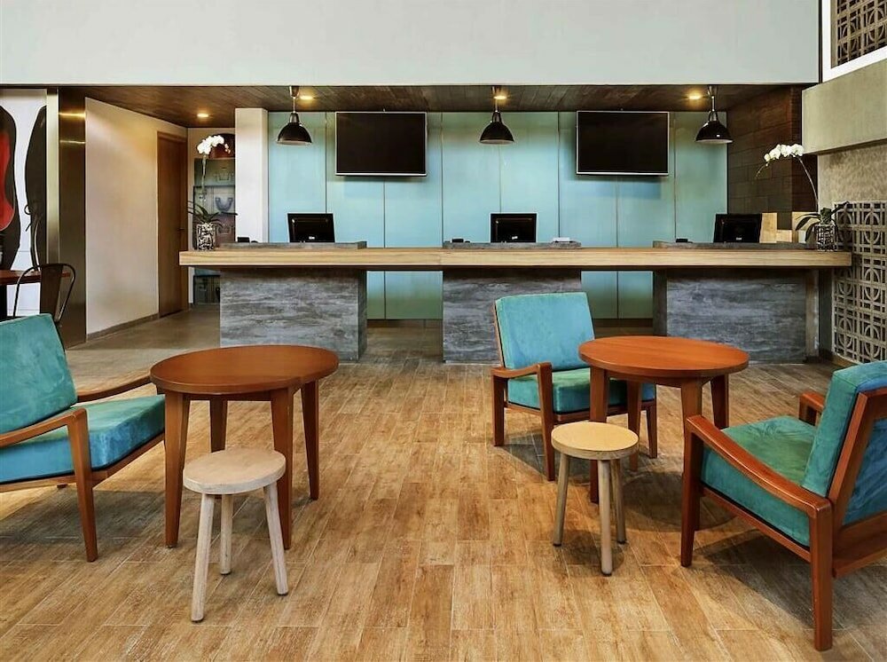 Фото Luminor Hotel Legian Seminyak