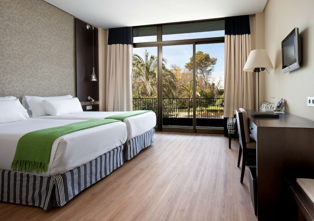 Фото Nh Avenida Jerez