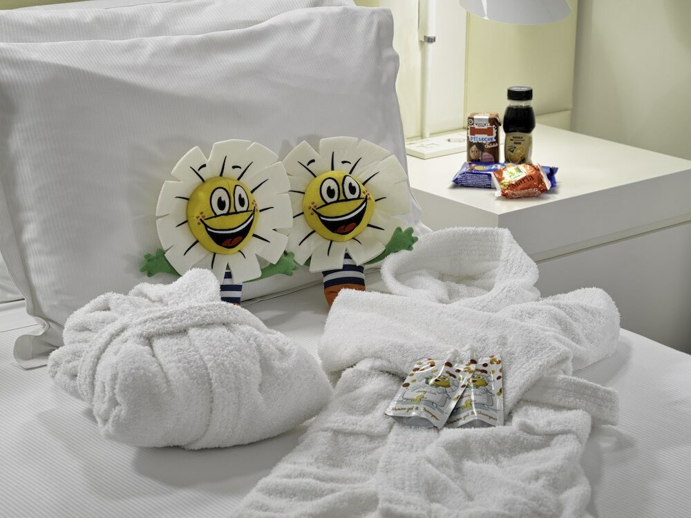 Фото H10 Urquinaona Plaza