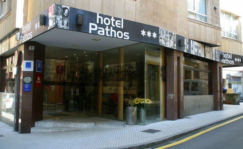 Фото City House Pathos
