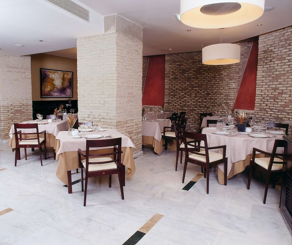 Фото Catalonia El Pilar