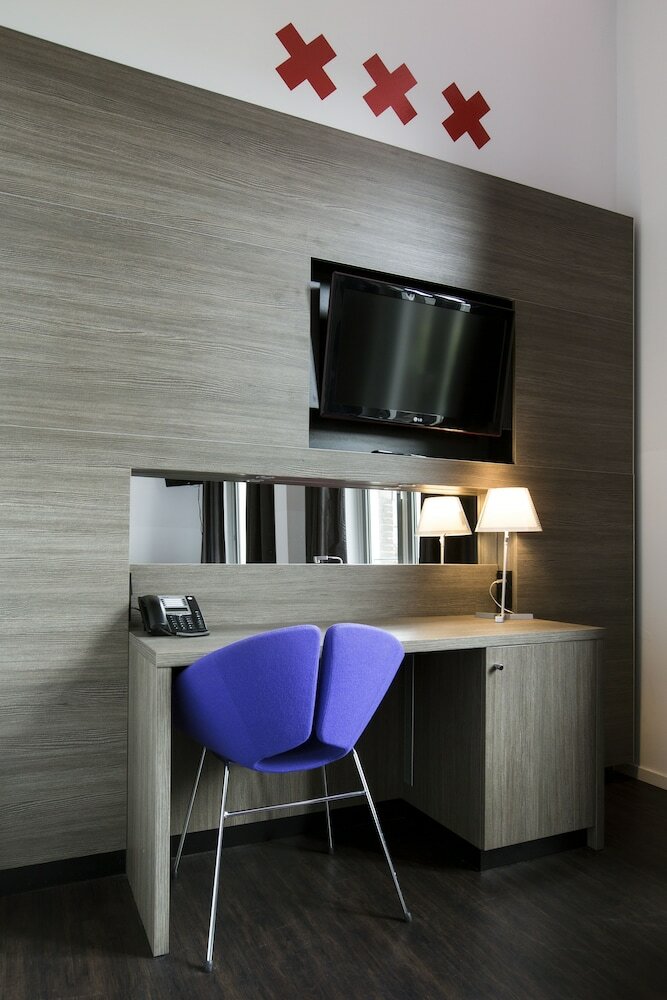 Фото The Manor Amsterdam