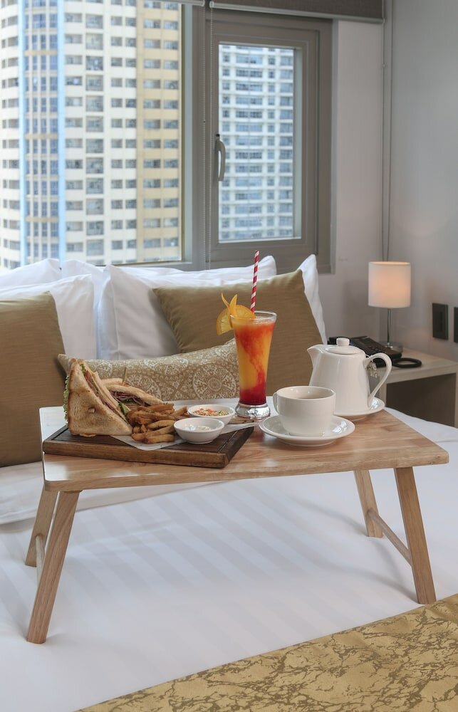 Фото The Mini Suites Eton Tower Makati