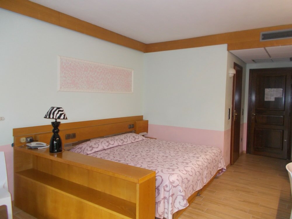 Фото Hotel Laura Christina