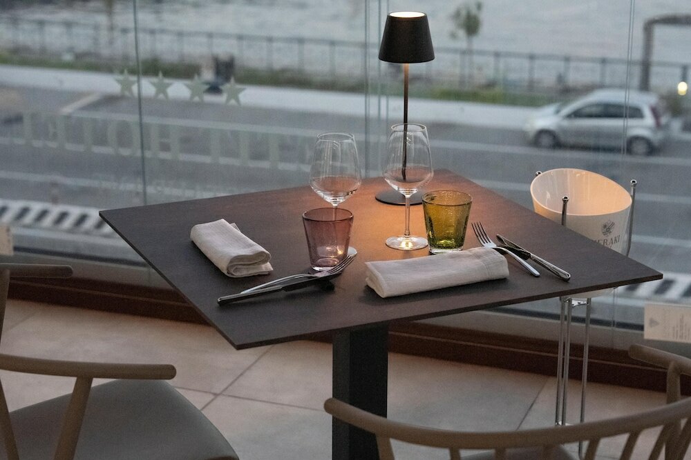 Фото Petit Hotel