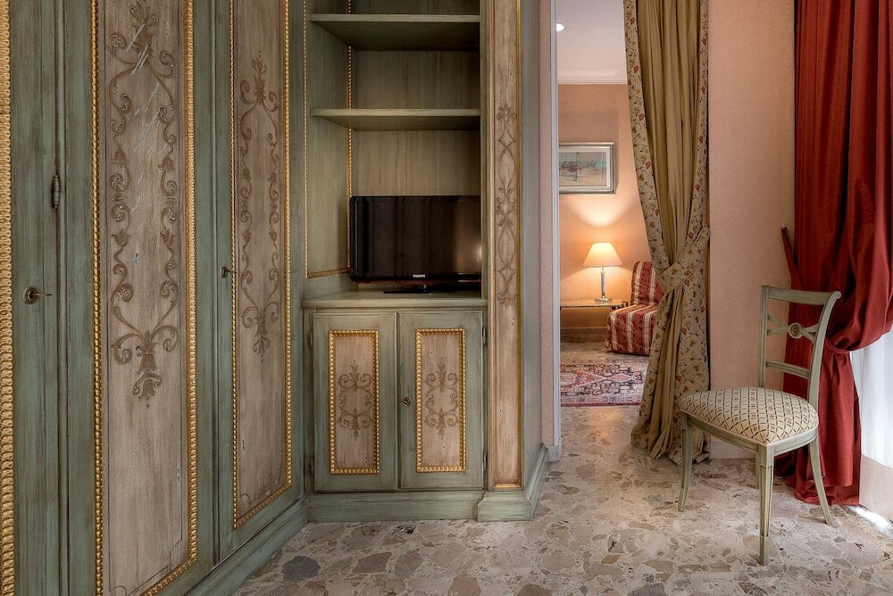 Фото Hotel President