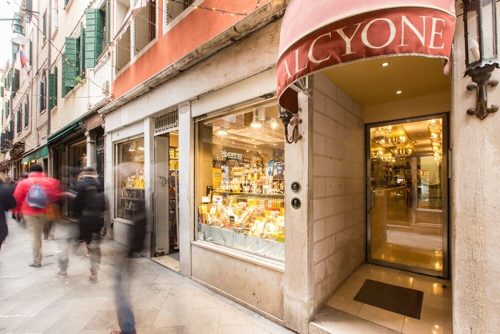 Фото Hotel Alcyone