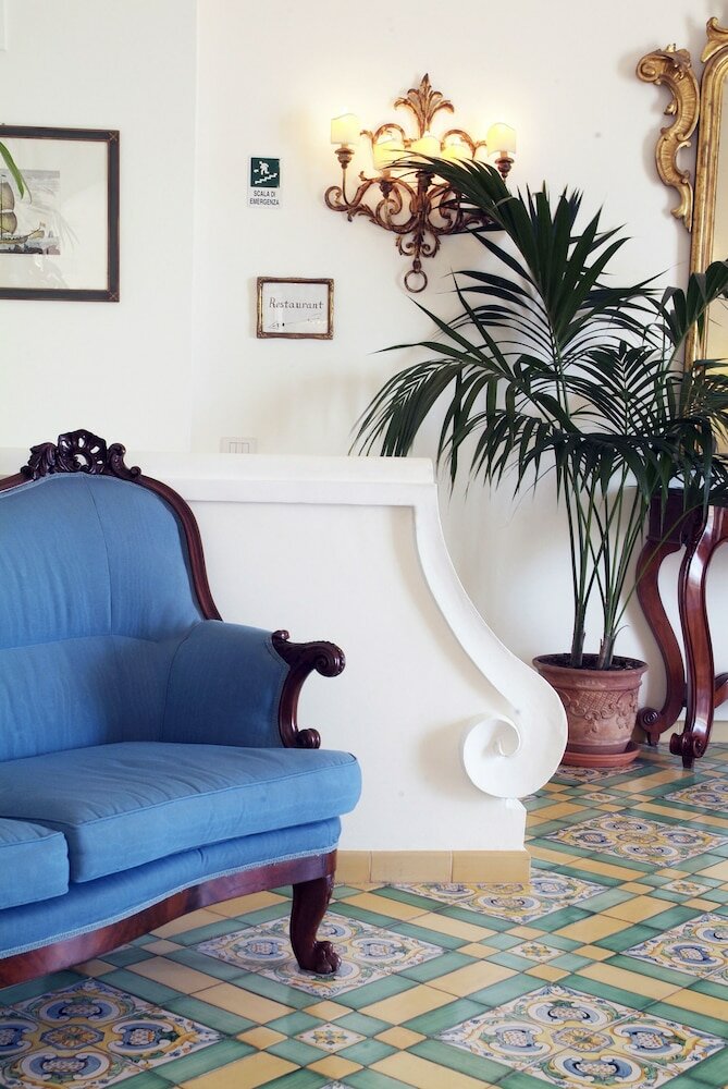 Фото Hotel Buca di Bacco