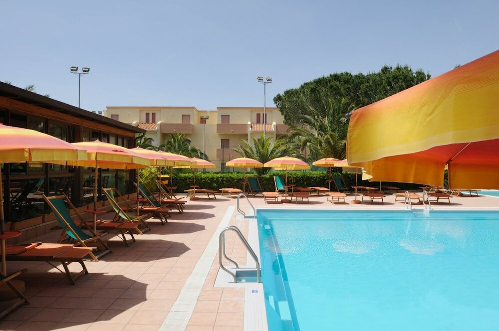 Фото Hotel Oasis