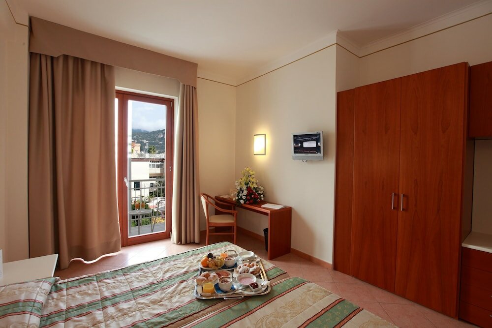 Фото Hotel Caravel