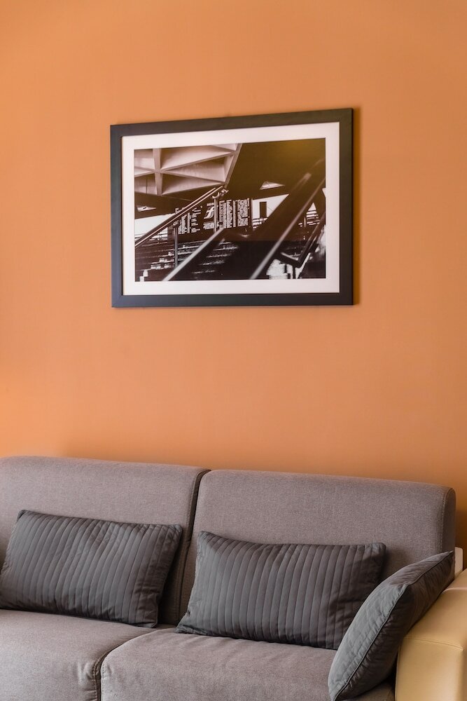 Фото Bh Napoli Railway