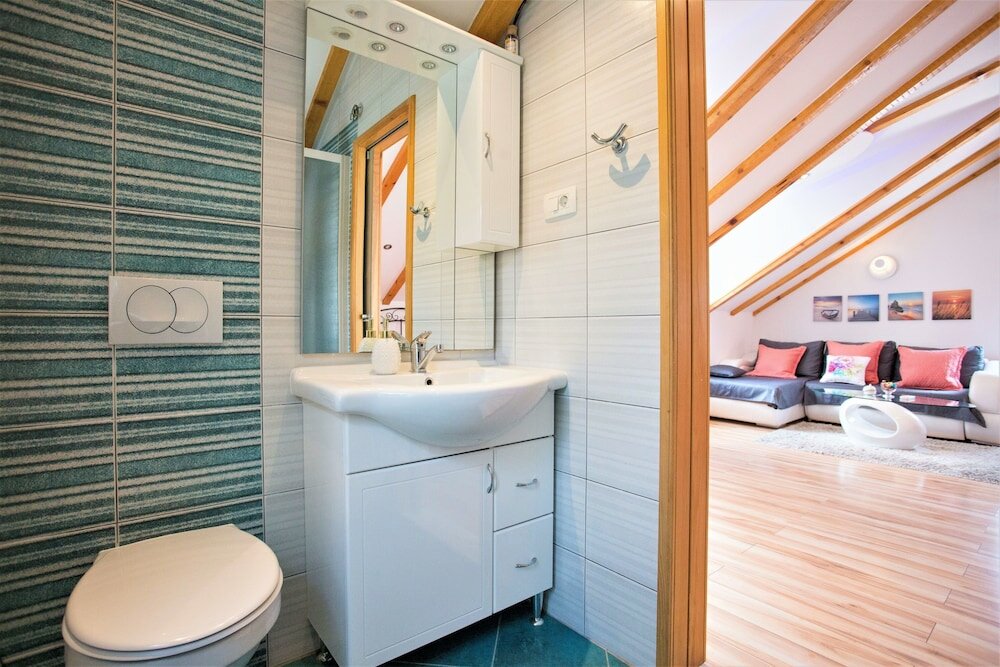 Фото House Sandra