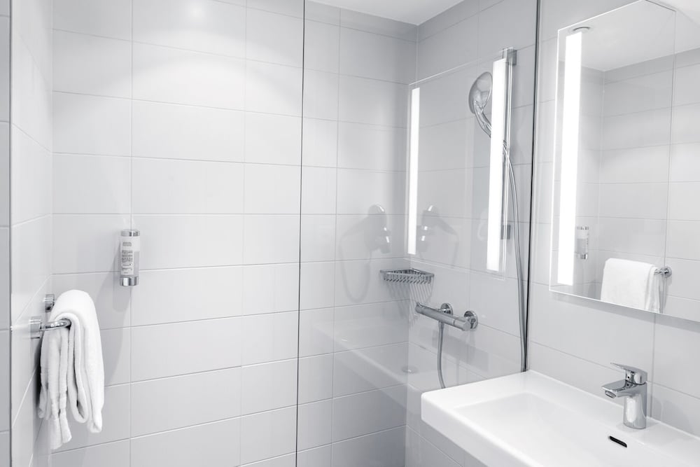 Фото B&b Hotel Zürich East Wallisellen