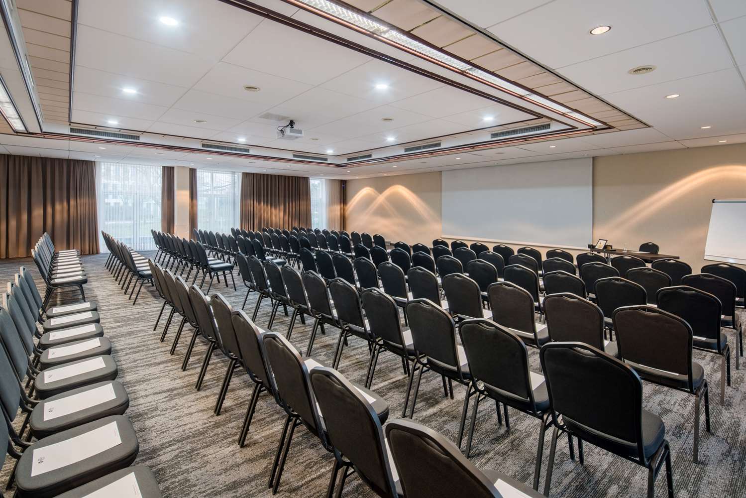 Фото Best Western Plus Plaza Hotel Darmstadt