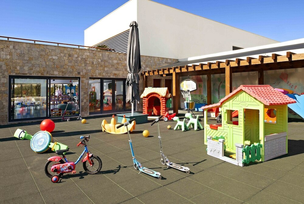 Фото Курортный отель Martinhal Sagres Beach Family Resort