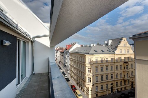 Гостиница Meininger Hotel Wien Downtown Franz в Вене
