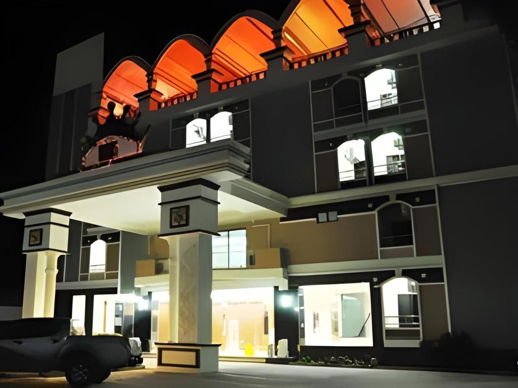 Фото отеля 2