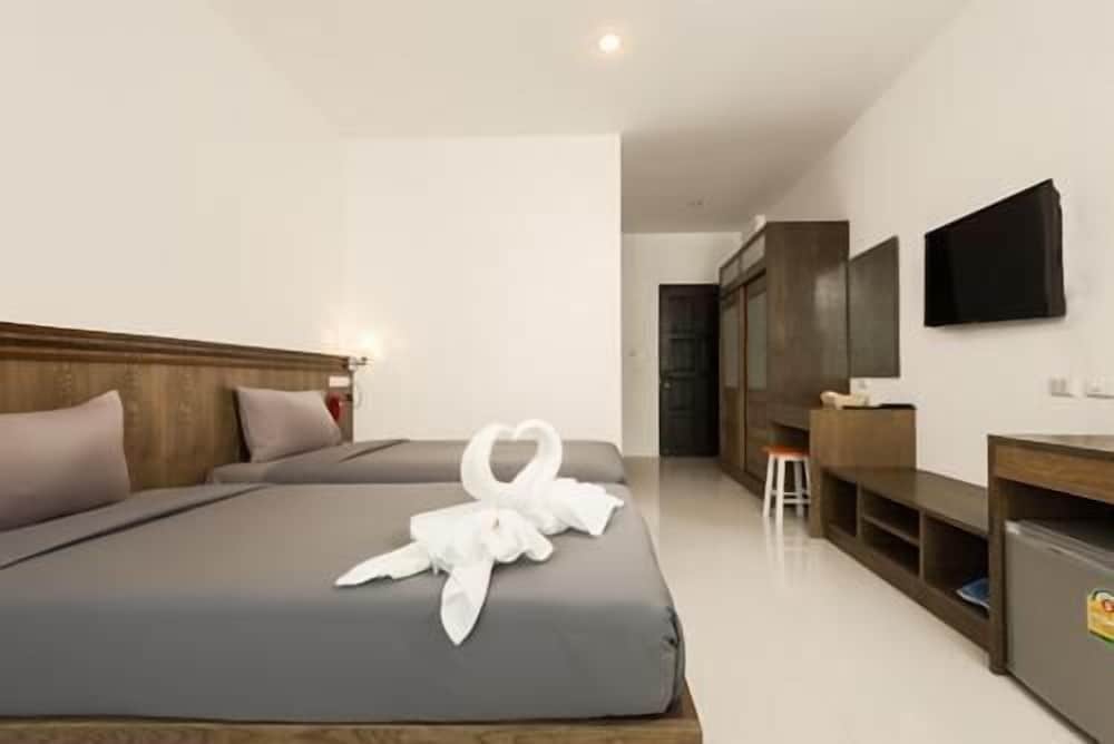 Фото 7Q Bangla Hotel