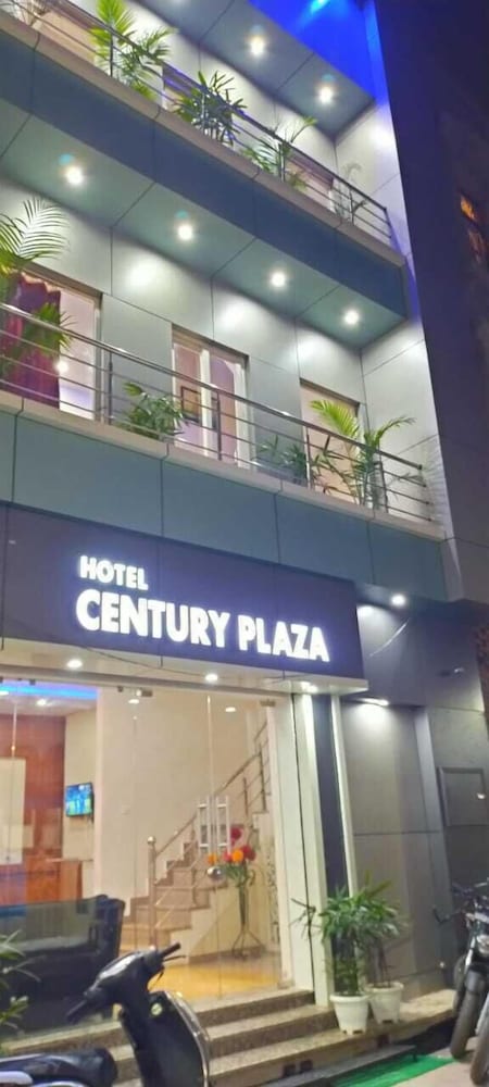 Фото The Century Plaza Hotel