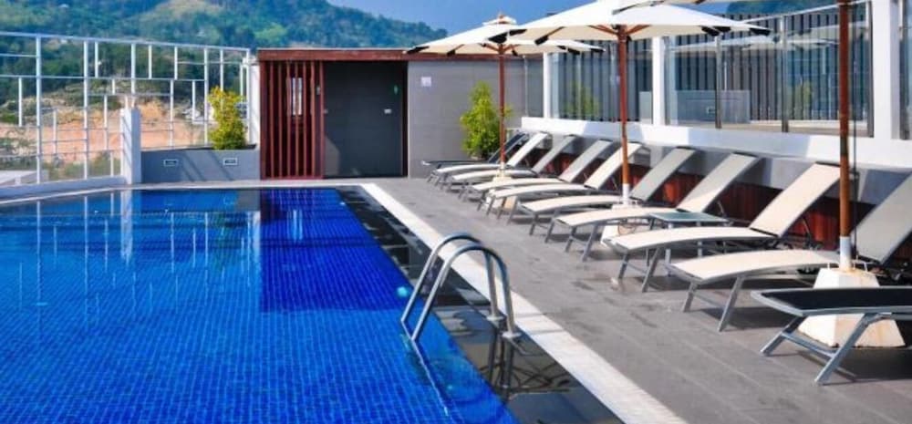 Фото  Ashlee Heights Patong Hotel 