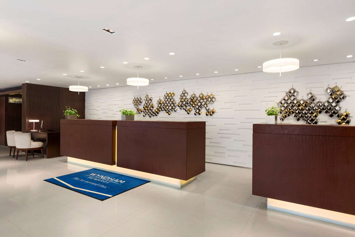 Фото Ramada by Wyndham Colombo